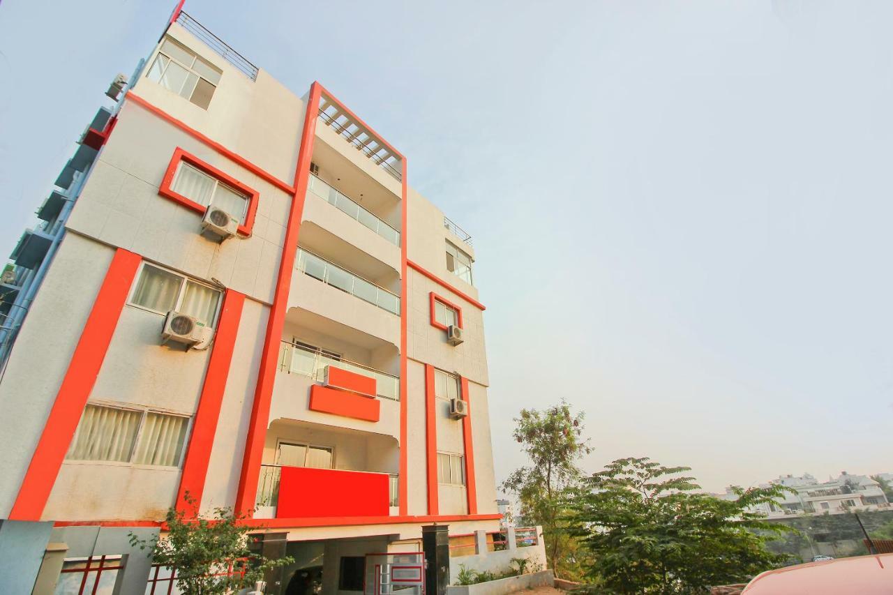 Hotel Oyo Flagship 463 Banjara Hills Hyderabad Exterior foto