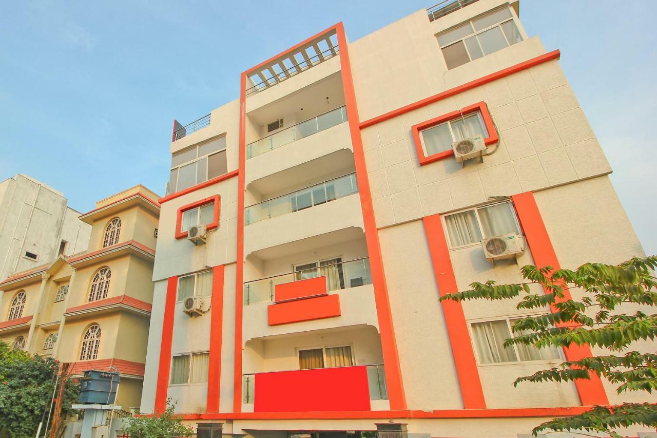 Hotel Oyo Flagship 463 Banjara Hills Hyderabad Exterior foto
